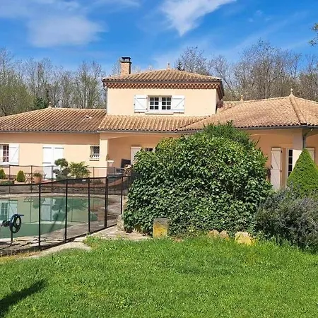 Les Genets Guest house