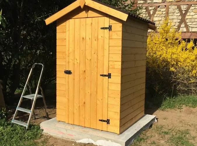 Les Genets Konukevi 3*